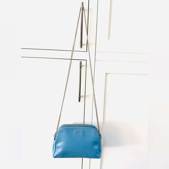 FURLA Blue Leather 2-Way Crossbody Clutch Champagne Chain Double Zip - Picture 2 of 10